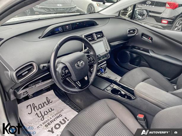 2021 Toyota Prius Prime Base ADAPTIVE CRUISE CONTROL! APPLE CARPLAY & ANDROID AU image 6