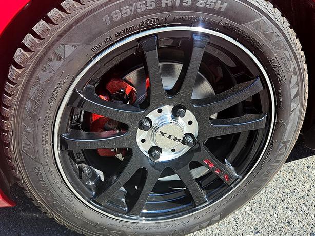 2010 Toyota  Yaris CE image 4