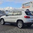 2017 Volkswagen Tiguan 4MOTION 4dr Wolfsburg Edition thumbnail image 3