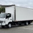 2019 Hino 195 20-Foot Cube Van with Power Tail Gate thumbnail image 5