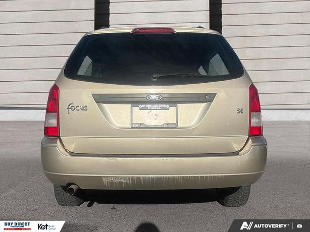 2002 Ford Focus SE AUTO, GREY FABRIC SEATS, AUTO LOCKS AND WINDOWS, W/ AFTER MAR image 5