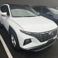 2024 Hyundai Tucson Trend ! WIRELESS CHARGING! HEATED SEATS! BLINDSPOT! BACKUP C thumbnail image 1