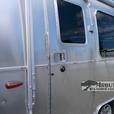 Used 2023 Airstream Flying Cloud 23FB thumbnail image 8