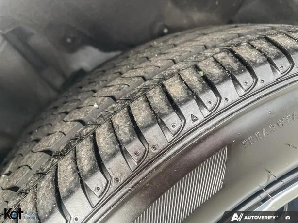 2023 TOYOTA COROLLA image 7