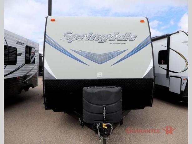Used 2018 Keystone RV Springdale 240BH image 2