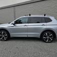 2022 Volkswagen Tiguan Highline R-Line - Sunroof, 7 Seats, No Accidents thumbnail image 8
