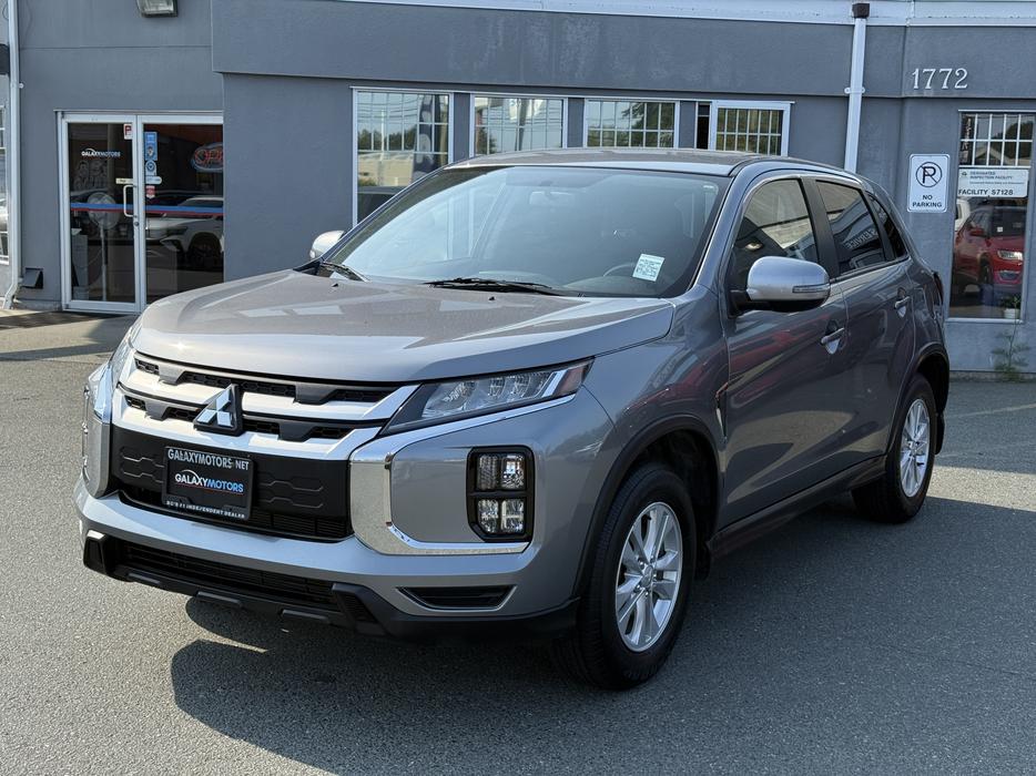 2021 Mitsubishi RVR ES - Android Auto/Apple CarPlay & Heated Seats display photo