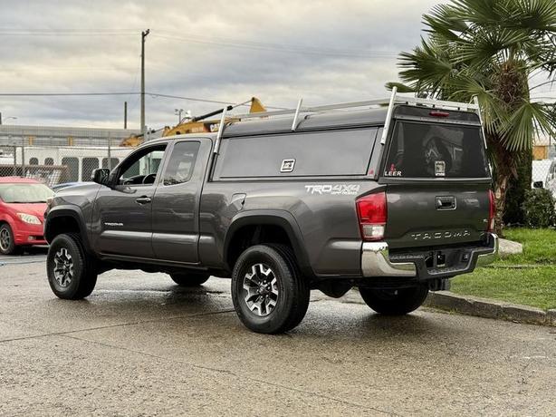 2016 Toyota Tacoma SR5 TRD Off Road 4x4 with Canopy image 7