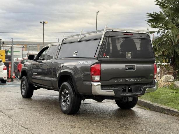 2016 Toyota Tacoma SR5 TRD Off Road 4x4 with Canopy image 8