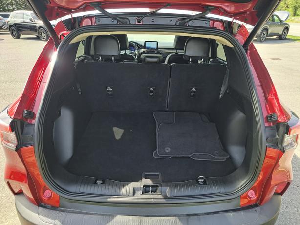 2020 Ford Escape Hybrid - Heated Seats, Heated Wheel, Moonroof image 8