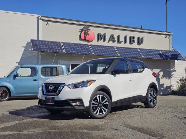 2019 Nissan Kicks SV FWD image 8