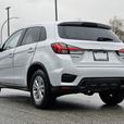 2023 Mitsubishi RVR SE AWC thumbnail image 7