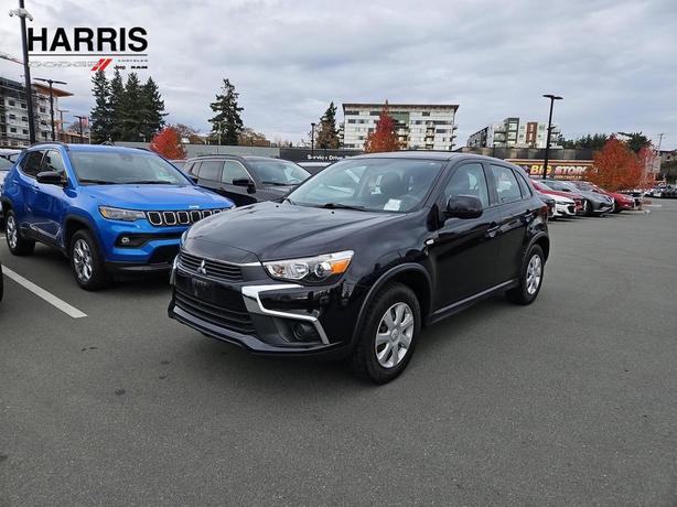 2017 Mitsubishi RVR | No Reported Accidents | Heated Seats! image 1