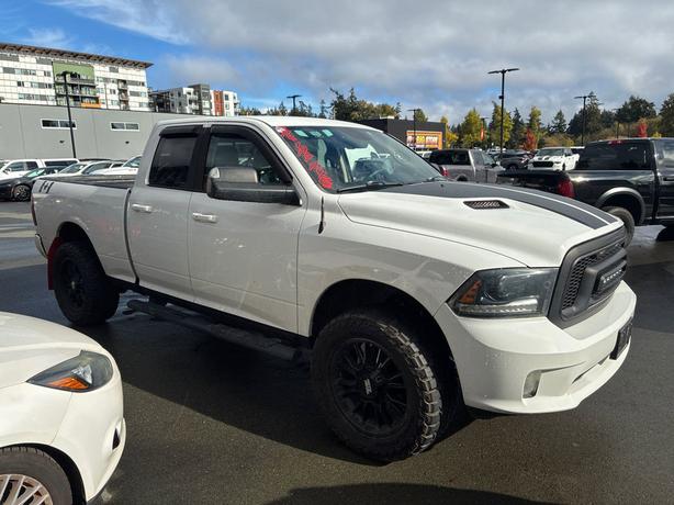 2015 RAM 1500 Sport 4x4 Quad Cab | No Reported Accidents! image 3