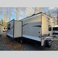 Used 2018 Keystone RV Hideout 24BHSWE thumbnail image 4