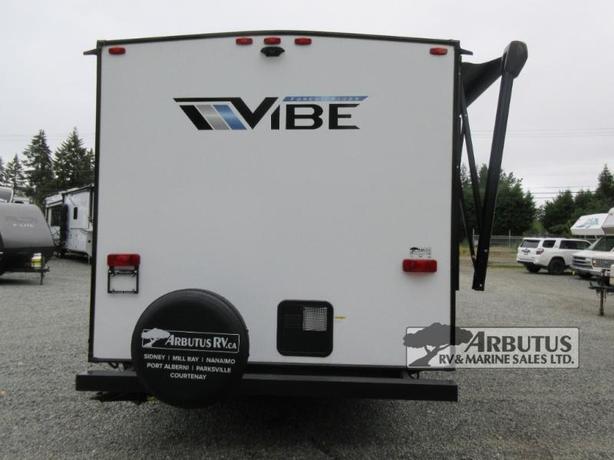 Used 2022 Forest River RV Vibe 21BH image 6