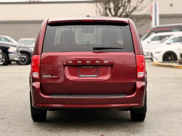 2016 Dodge Grand Caravan SXT Plus - One Owner, Backup Camera, DVD Player image 7