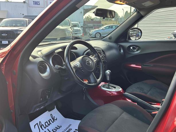 2013 Nissan JUKE image 8