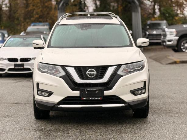 2018 Nissan Rogue AWD SL image 3