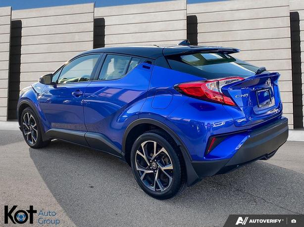 2021 Toyota C-HR Xle Premium BLUETOOTH APPLE CARPLAY! HEATED SEATS! image 4
