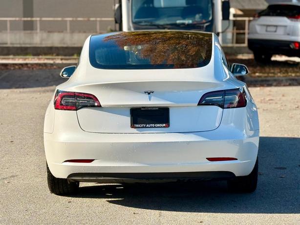 2020 Tesla Model 3 Standard Range Plus - Local BC, Black Interior image 7