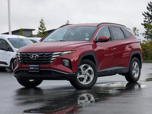 2022 Hyundai Tucson Preferred - No Accidents, AWD, Heated Seats image 1