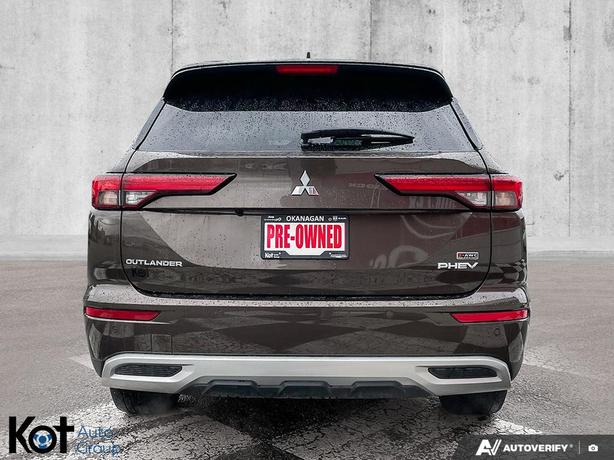 2024 Mitsubishi Outlander PHEV SEL | Heated Seats | Leather | Rain Sensing Wiper image 6