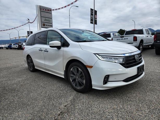 2023 Honda Odyssey Touring | 3.5L V6 | Power Sliding Doors | LED Headlights | Po image 2
