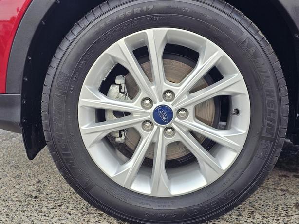 2019 Ford Escape SE FWD image 5