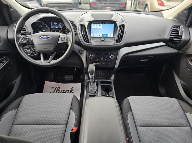 2019 Ford Escape SE FWD image 6