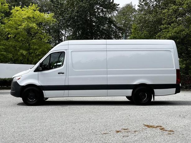2023 Mercedes-Benz Sprinter 2500 High Roof 170-inch WheelBase with Rear Shelving image 6