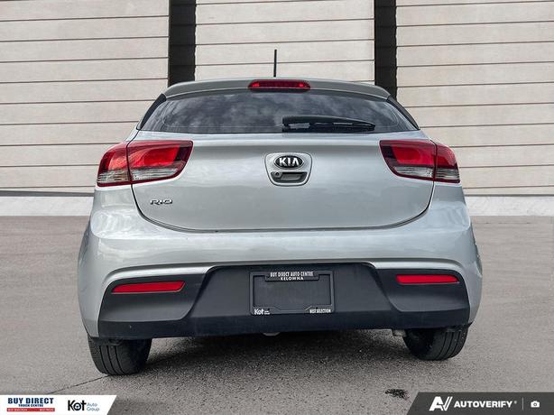 2021 Kia Rio5 LX AUTO, HEATED FABRIC SEATS, BLUETOOTH WITH BACK UP CAMERA, BLACK image 5