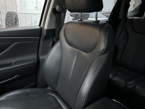 2020 Hyundai Santa Fe image 5