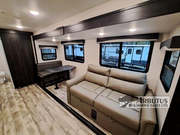 Used 2022 Highland Ridge RV Range Lite RL252RB image 7