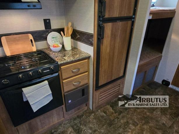Used 2015 Keystone RV Springdale 267BHSEWE image 7