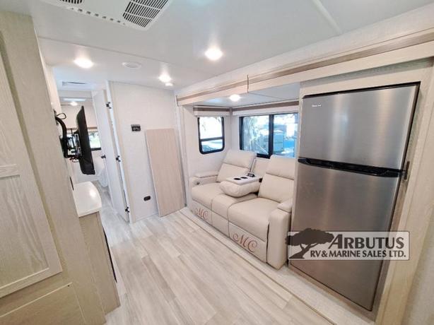 Used 2023 Forest River RV Rockwood Mini Lite 2516S image 7