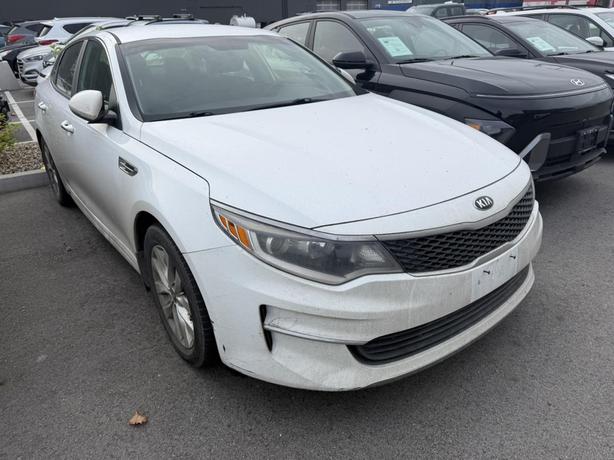 2018 Kia Optima LX ! BACKUP CAMERA! BLUETOOTH! NO ACCIDENT! GREAT ON GAS! image 1