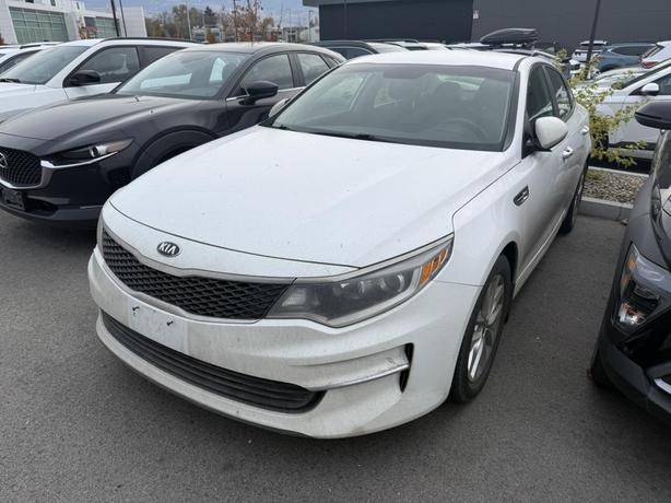 2018 Kia Optima LX ! BACKUP CAMERA! BLUETOOTH! NO ACCIDENT! GREAT ON GAS! image 2