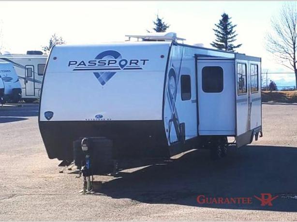 Used 2024 Keystone RV Passport SL 282QBWE image 3