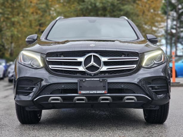 2019 Mercedes-Benz GLC 300 - Panoramic Sunroof, Memory Seats image 2