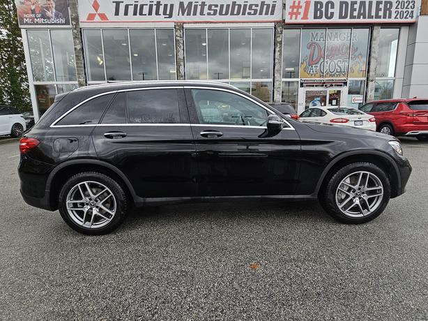 2019 Mercedes-Benz GLC 300 - Panoramic Sunroof, Memory Seats image 4