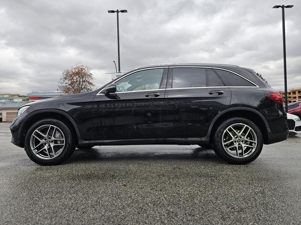 2019 Mercedes-Benz GLC 300 - Panoramic Sunroof, Memory Seats image 8
