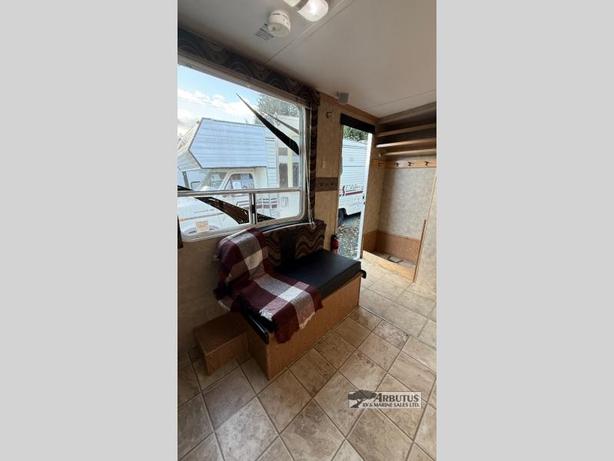 Used 2008 Skyline Layton 171LTD image 6