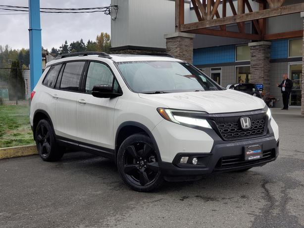 2019 Honda Passport Touring AWD - Nav, Heated Seats, Heated Wheel image 4
