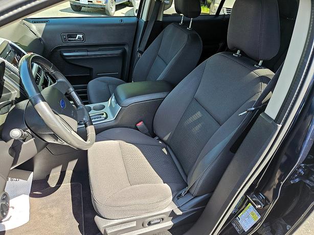 2010 Ford  Edge SEL image 8