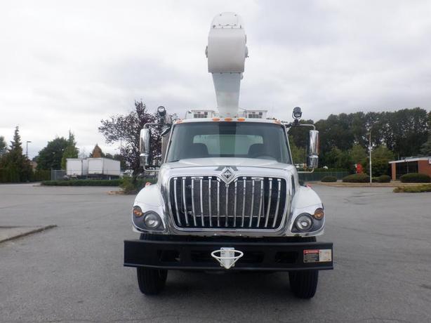 2009 International 7400 Workstar Bucket Truck With Air Brakes Diesel image 8