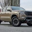 2022 Nissan Frontier PRO-4X - No Accidents, Parking Sensors, Navigation thumbnail image 4