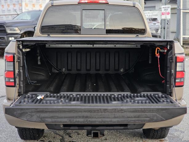 2022 Nissan Frontier PRO-4X - No Accidents, Parking Sensors, Navigation image 8