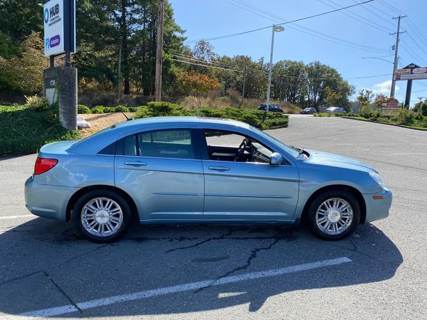 2009 Chrysler  Sebring Touring *Ltd Avail* image 4