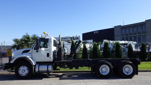 2012 International Work Star 7400 Cab and Chassis Former Dump Truck Air Brakes D image 6